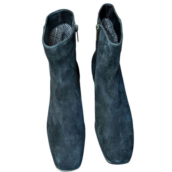 Aquatalia Reeta Suede Ankle Boots in Black NWOB Size 11 - Picture 3 of 7